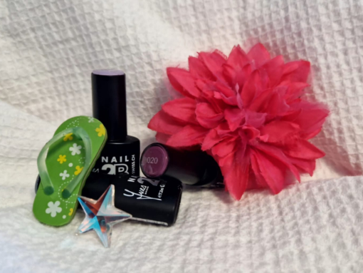 nagellack im sand